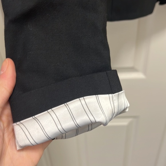 Black classic fitted Club Monaco blazer - Picture 5 of 6